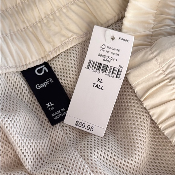 Gap GapFit Crinkle Nylon Jogger Pants in Birch (Off White) Size XL Tall NWT - Picture 10 of 11